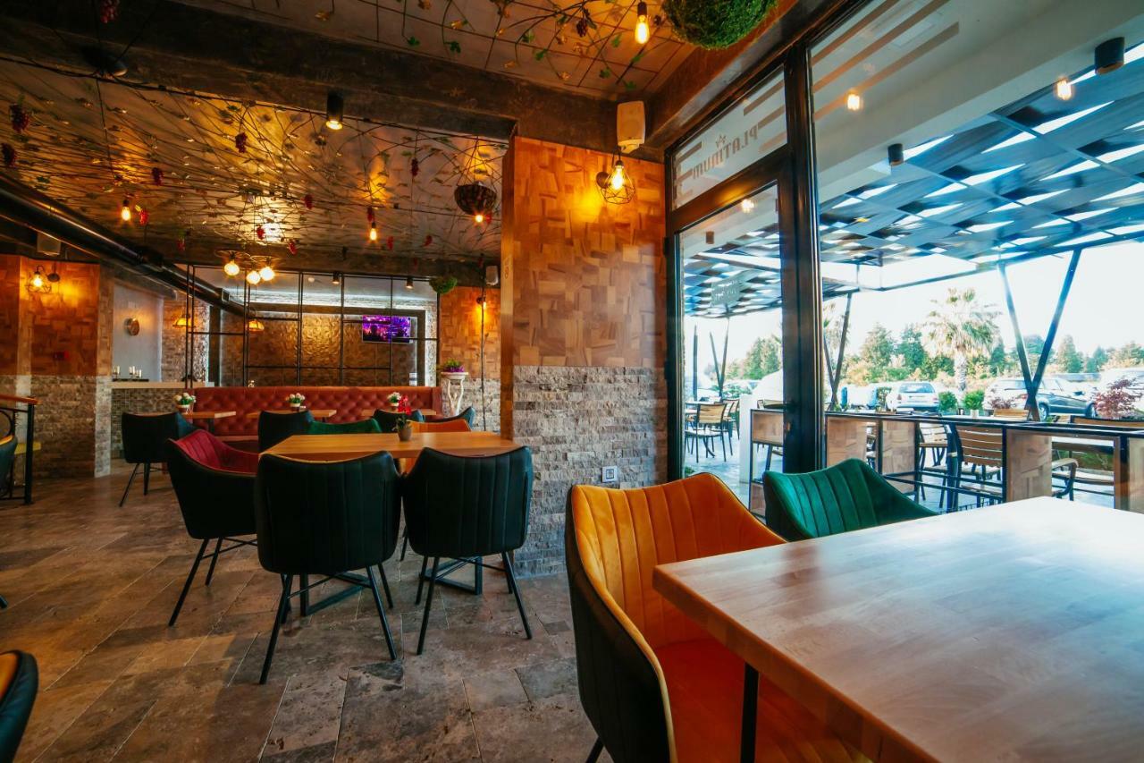 Hotel Platinum Ulcinj Esterno foto