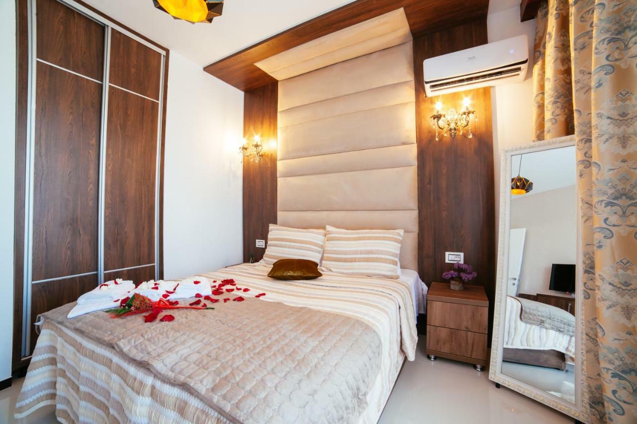 Hotel Platinum Ulcinj Esterno foto