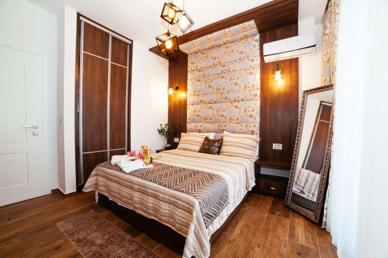 Hotel Platinum Ulcinj Esterno foto